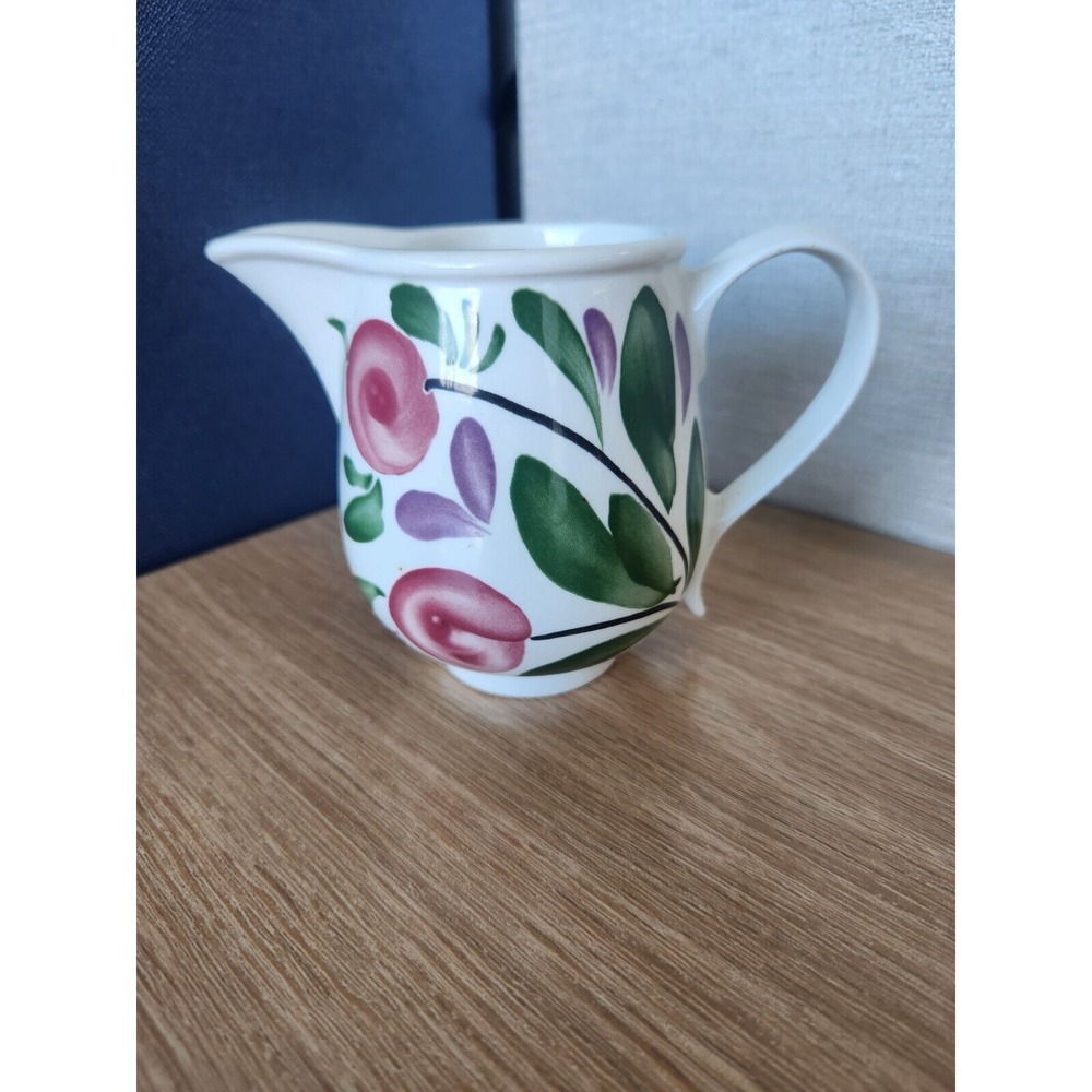 Portmeirion Welsh Dresser Angharad Menna Pink Florals 1992 -‎ Creamer 4"